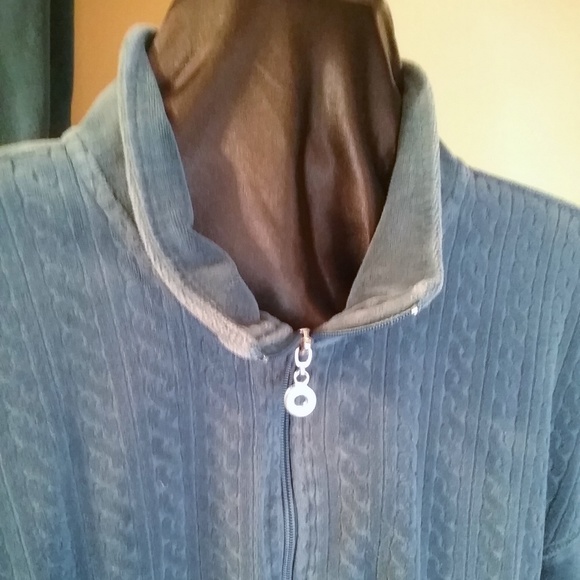 Cappagallo velour suit - Picture 3 of 9